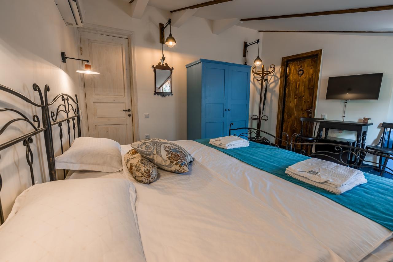 Doors Meidan Design Hotel ティビリシ エクステリア 写真